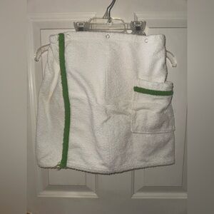 Vintage White Towel Wrap with Green Trim swim shower wrap very cool vintage